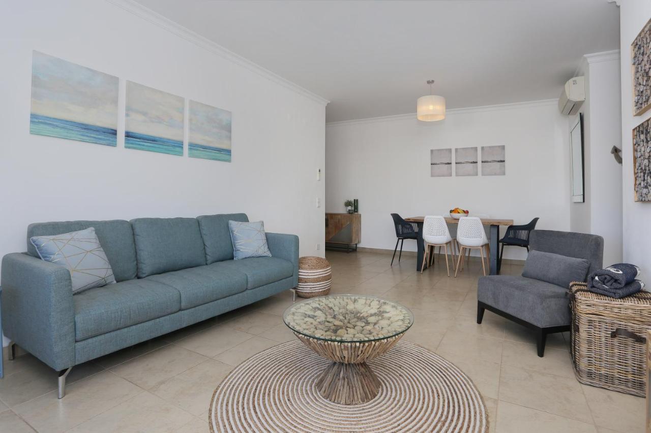 3 Bedroom Apartment With Indoor Pool Central Lagos Exterior foto