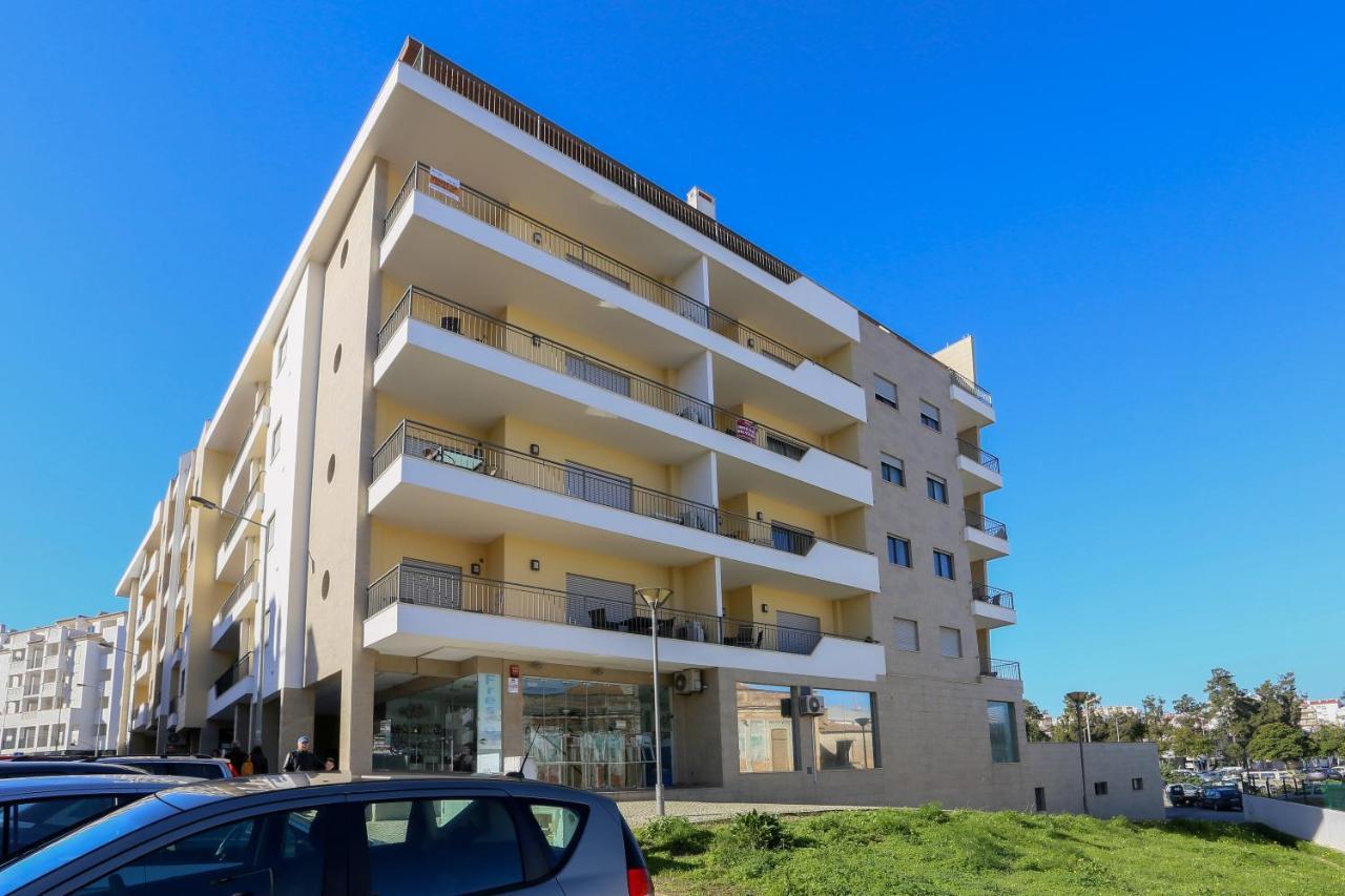 3 Bedroom Apartment With Indoor Pool Central Lagos Exterior foto