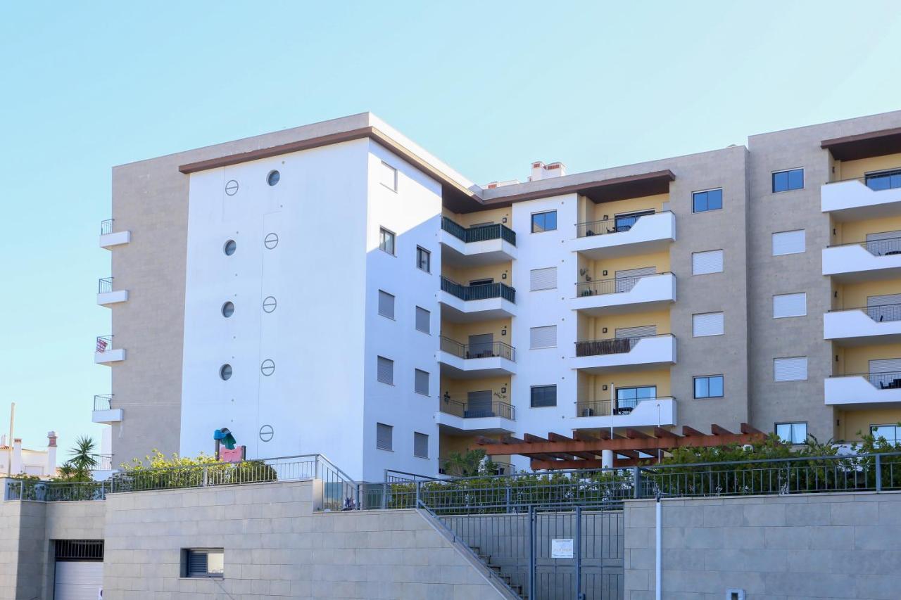 3 Bedroom Apartment With Indoor Pool Central Lagos Exterior foto